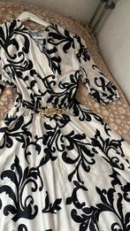 mooi fest jurk mat M.L, Kleding | Dames, Jumpsuits, Ophalen of Verzenden, Zo goed als nieuw, Zwart