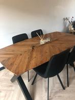 Mango Visgraat Tafel + Stoelen, Gebruikt, 150 tot 200 cm, Vier personen, Ovaal