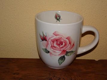 Jet ter Steege: A Rose is a rose grote mok met oor beschikbaar voor biedingen