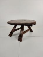 Rustic Oak Brutalist round Coffee table France 1960s Mid-20t, Ophalen