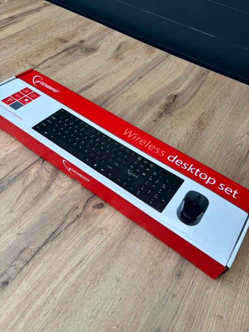 Wireless "chocolate" desktop set, DE layout, Computers en Software, Toetsenborden, Nieuw, Ophalen of Verzenden