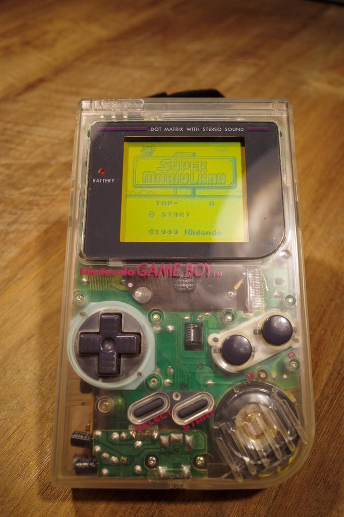 Gameboy Transparant met 32 in 1 spel, Spelcomputers en Games, Spelcomputers | Nintendo Game Boy, Zo goed als nieuw, Game Boy Classic
