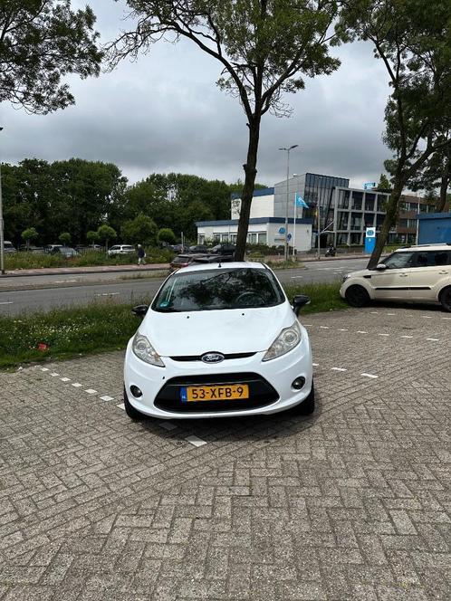 Ford Fiësta 1.6 Tdci 5DR 2012 Wit, Auto's, Ford, Particulier, Fiësta, Airbags, Airconditioning, Cruise Control, Elektrische buitenspiegels