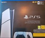 PS5 Two controllers Slim 1TB Digital, Spelcomputers en Games, Spelcomputers | Sony PlayStation 5, Ophalen of Verzenden, Zo goed als nieuw