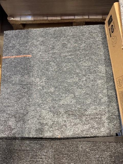 Partij Desso tapijttegels grijs 50x50cm nieuw B-keus #131, Huis en Inrichting, Stoffering | Vloerbedekking, Nieuw, Tapijttegels