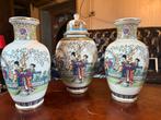Drie Chinese vazen met deksel, Antiek en Kunst, Ophalen of Verzenden