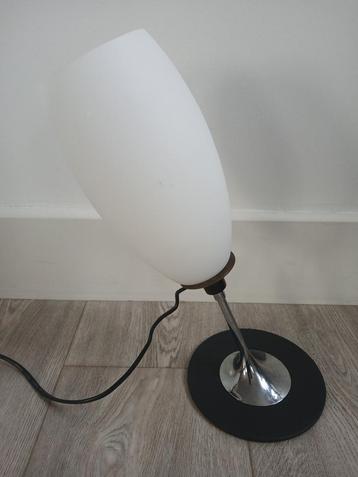 Duitse Design Tafellamp 1980 beschikbaar voor biedingen