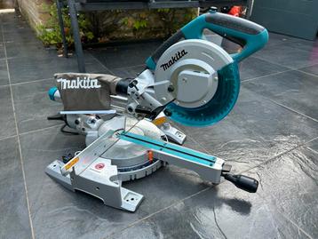 Makita LS0815FLN 230V Radiaal afkortzaag –216 x 30mm beschikbaar voor biedingen