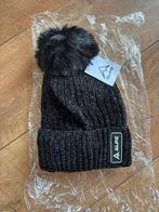 Nieuwe ALPZ muts met pompon - One size, Ophalen of Verzenden, Nieuw, One size fits all, Hoed