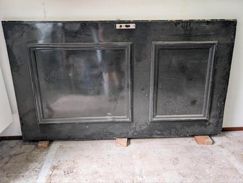 Brede oude authentieke houten deur, Doe-het-zelf en Verbouw, Deuren en Horren, Gebruikt, Buitendeur, 200 tot 215 cm, 80 tot 100 cm