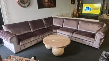 Showroom modellen beschikbaar voor biedingen