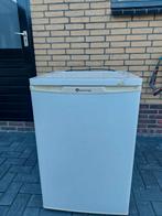 White Knight Vrieskast - Compact en Efficiënt, Ophalen, Gebruikt, Minder dan 85 cm, Met aparte vriezer
