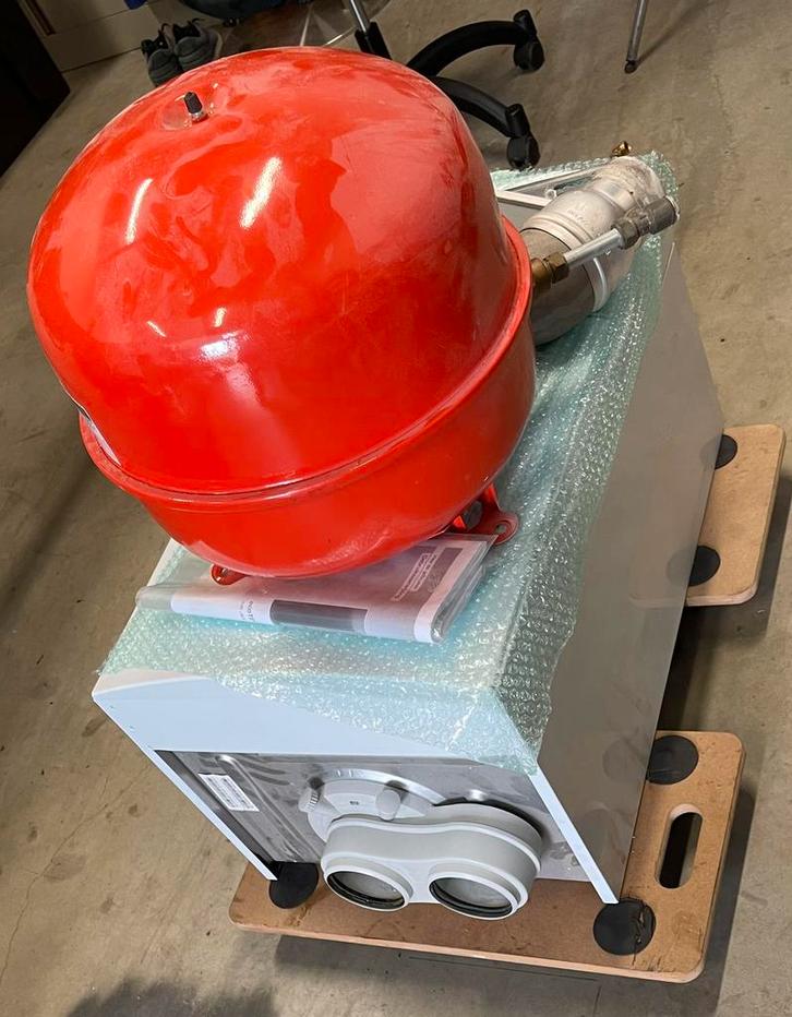 Vaillant ecoTEC plus + Honeywll Touch + Drukvat, Doe-het-zelf en Verbouw, Verwarming en Radiatoren, Gebruikt, Cv-ketel of Combi-ketel