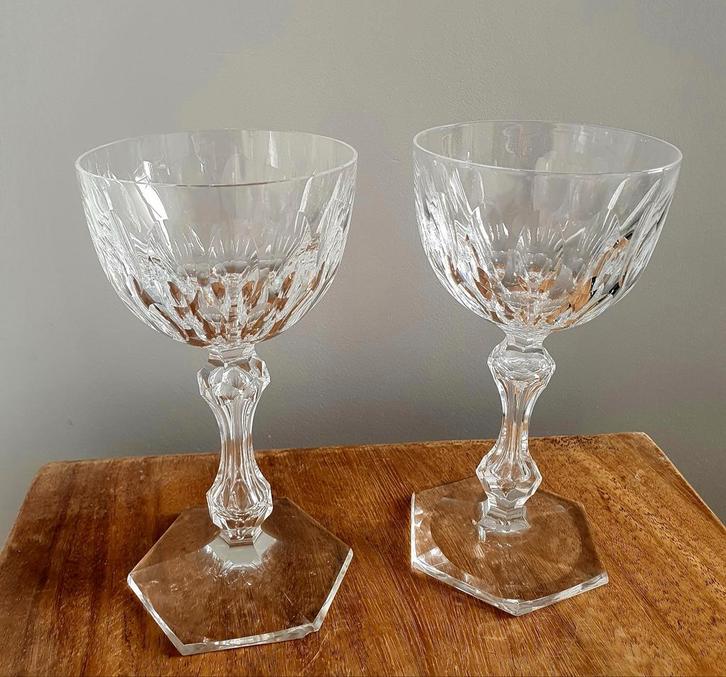 Uniek gevormde, zware, antieke kristallen wijnglazen., Antiek en Kunst, Antiek | Glas en Kristal, Ophalen of Verzenden