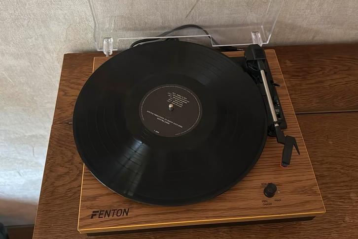 Platenspeler Fenton RP112, Audio, Tv en Foto, Platenspelers, Zo goed als nieuw, Overige merken, Ophalen of Verzenden