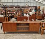 Vintage dressoir met glazen schuifdeur, 220cm, Ophalen, Met deur(en), ., 200 cm of meer