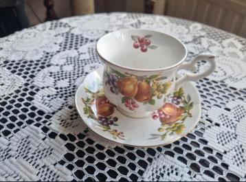 Sint James bone chine collectie Minton Peer kop & schotel beschikbaar voor biedingen