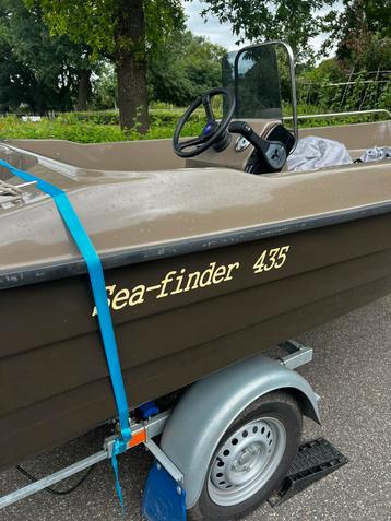 Seafinder en Tohatsu bb en trailer zgan! beschikbaar voor biedingen