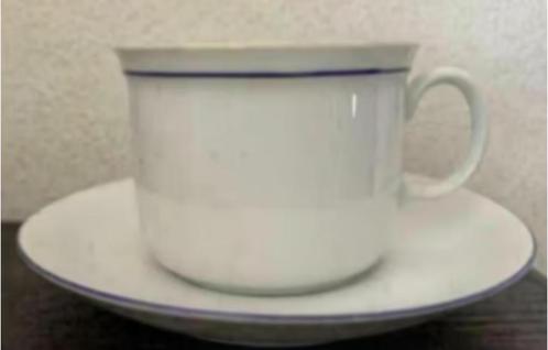 4 Kop en schotels, wit blauw randje; Mitterteich, Bavaria, Huis en Inrichting, Keuken | Servies, Zo goed als nieuw, Kop(pen) en/of Schotel(s)