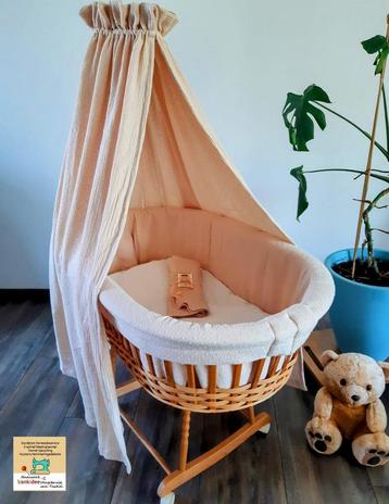 Wieg bekleding handgemaakt | Ankidee Naaiatelier Leeuwarden beschikbaar voor biedingen