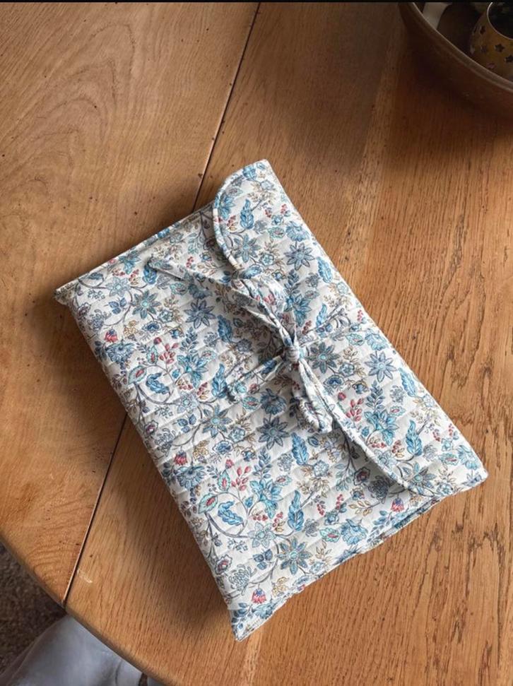 Handgemaakte laptophoes 13 inch - Nieuw!, Computers en Software, Laptophoezen, Nieuw, Ophalen of Verzenden