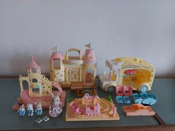 Sylvanian Families Set - School, Bus, Trein beschikbaar voor biedingen
