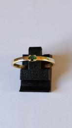 Oude gouden rij ring met Smaragd, 14 krt, Verzenden, Goud, Ring, Met edelsteen