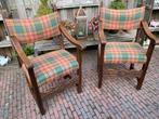 Oude stoelen set met geruite bekleding, Huis en Inrichting, Stoelen, Ophalen, Gebruikt, Twee, Overige kleuren