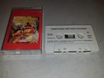 Kerstfeest met Bert en Ernie Cassette - Sesamstraat, Kinderen en Jeugd, 1 bandje, Ophalen of Verzenden, Zo goed als nieuw