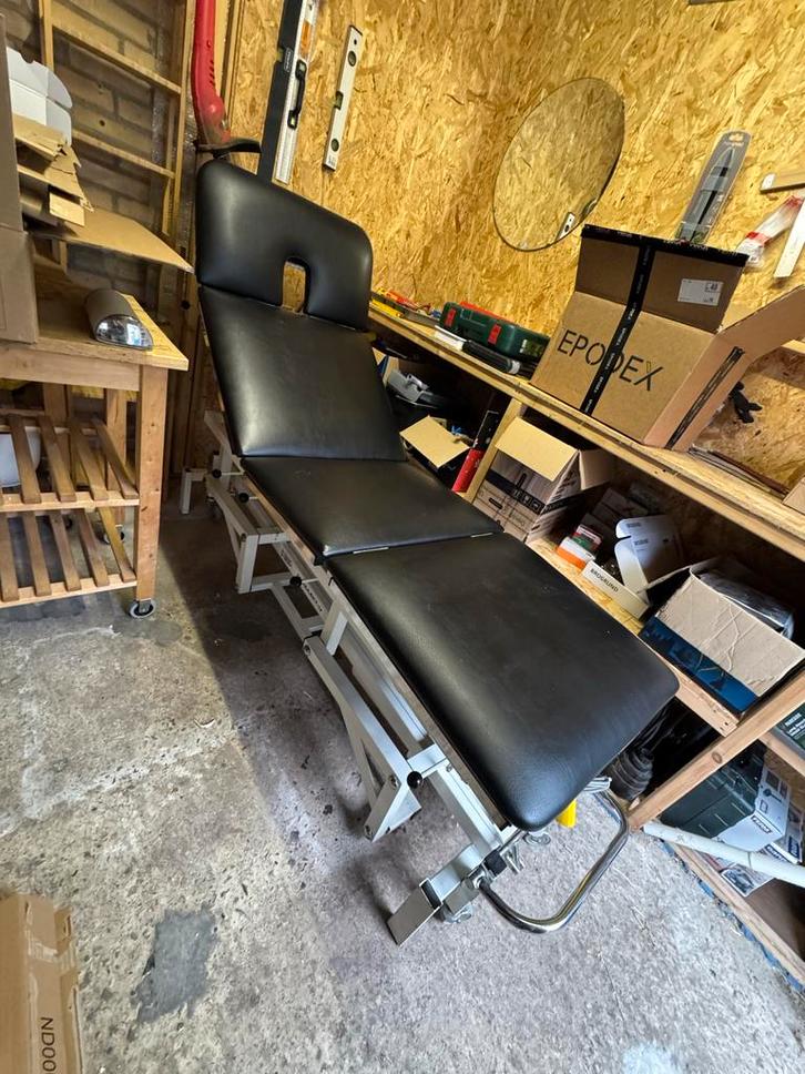 Enraf-Nonius Treatment Fisio Massage Table, Sport en Fitness, Massageproducten, Gebruikt, Apparaat, Ophalen