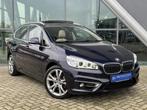 BMW 2-serie Active Tourer 220i Luxury 192pk Automaat / Panor, Auto's, 1998 cc, 730 kg, Blauw, Bedrijf
