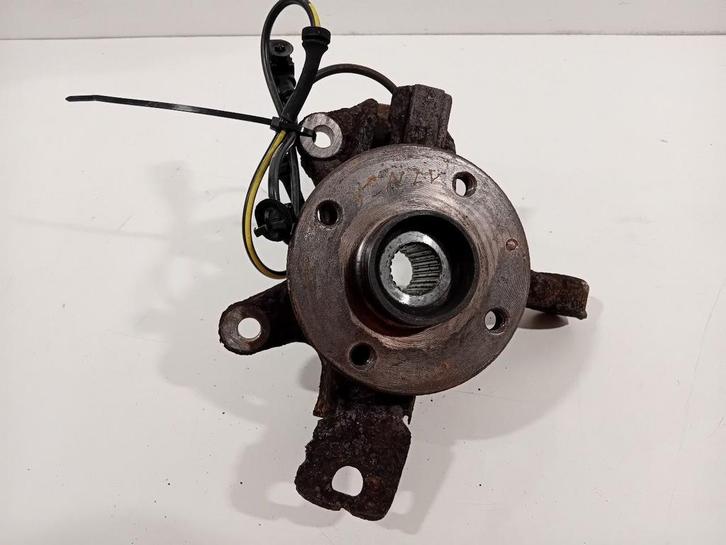 Wielnaaf links voor Toyota Aygo, Auto-onderdelen, Ophanging en Onderstel, Toyota, Gebruikt, Herkomst onderdeel bekend, 12 maanden garantie