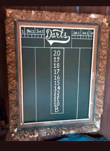Antiek Dartbord met Scorebord in Lijst beschikbaar voor biedingen
