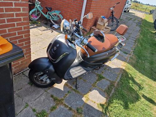 Grande retro fosti 2009 tekoop/teruil, Fietsen en Brommers, Scooters | Overige merken, Gebruikt, Ophalen of Verzenden