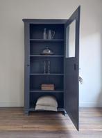 Landelijke klassieke kast, vitrinekast, eendeurskast,legkast, Antiek en Kunst