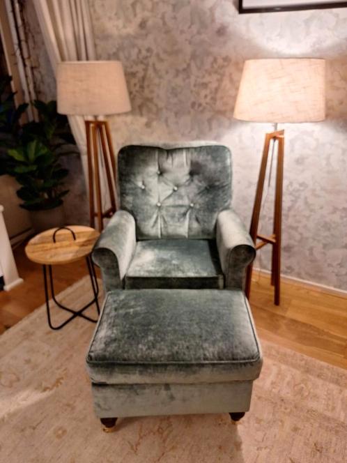 Fauteuil Anna, met hocker van meubelmaker Gorissen, Huis en Inrichting, Fauteuils, Zo goed als nieuw, Stof, 75 tot 100 cm, Minder dan 75 cm