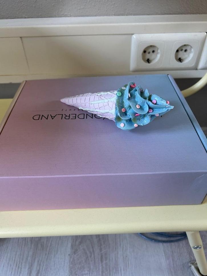 Decoratie ijsje, Huis en Inrichting, Woonaccessoires | Overige, Zo goed als nieuw, Ophalen of Verzenden