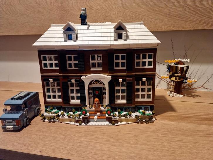 LEGO Ideas 21330 Home Alone - Alleen Thuis, Kinderen en Baby's, Speelgoed | Duplo en Lego, Zo goed als nieuw, Lego, Complete set
