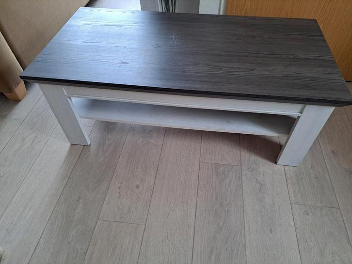 Prachtige landelijke salontafel in goede staat, Huis en Inrichting, Tafels | Salontafels, Gebruikt, Minder dan 50 cm, 50 tot 100 cm