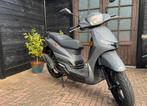 Zeer mooie weinig gebruikte peugeot tweet bromscooter, Ophalen, Zo goed als nieuw