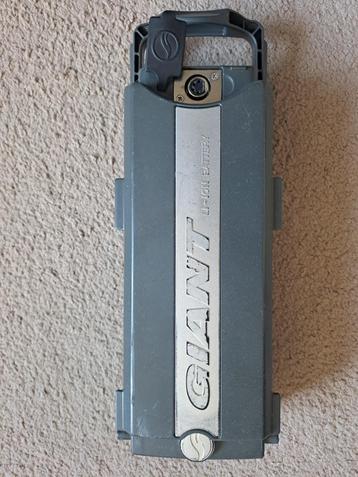 giant accu 26V / 36V reviseren beschikbaar voor biedingen