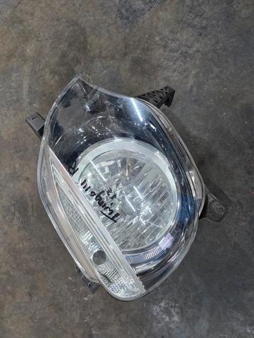 Gebruikte koplamp renault twingo 2013 rechts beschikbaar voor biedingen