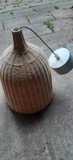 Licht rotan hanglamp Leran., Huis en Inrichting, Lampen | Hanglampen, Ophalen of Verzenden, Zo goed als nieuw, Minder dan 50 cm