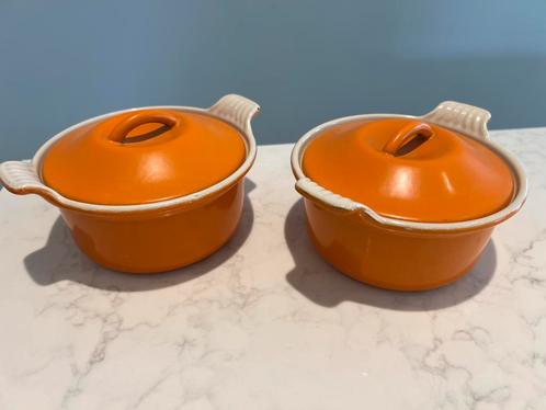 2 stuks Le Creuset sauspan Harmonic Orange 14 cm heel goed, Huis en Inrichting, Keuken | Potten en Pannen, Zo goed als nieuw, Kookpan of Snelkookpan