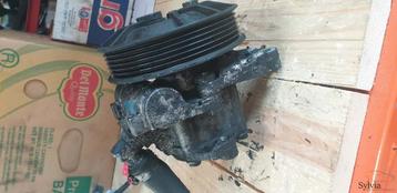 Stuurpomp stuurbekrachtiginspomp BMW 5 / 6 serie E60 E61 E63 beschikbaar voor biedingen