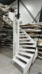 2 kwart trap 2900 hoog open, Doe-het-zelf en Verbouw, Ophalen of Verzenden, 2 tot 4 meter