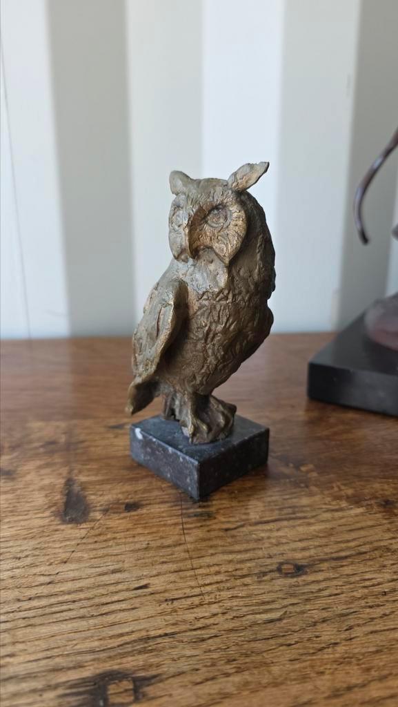 Brons uiltje Maurice den Boer, Antiek en Kunst, Kunst | Beelden en Houtsnijwerken, Ophalen of Verzenden