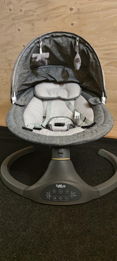 Tryco Swing Hugg - Babyschommel Electrisch, Kinderen en Baby's, Wipstoeltjes, Zo goed als nieuw, Schommelstoel, Overige merken
