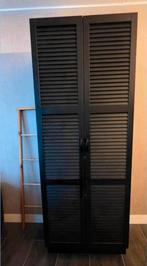 Grote zwarte louvre kast., Huis en Inrichting, Kasten | Kledingkasten, Ophalen, 50 tot 75 cm, 50 tot 100 cm, 200 cm of meer