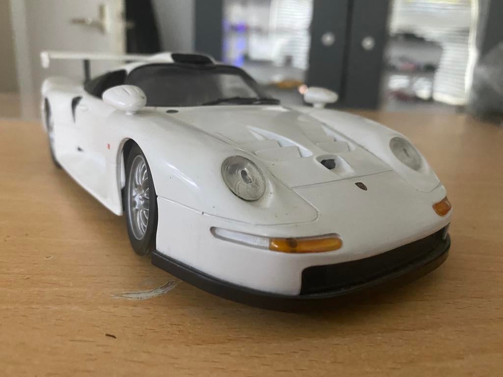 Anson Porsche 911 GT1 1/18 wit zonder ovp, Ophalen, Gebruikt